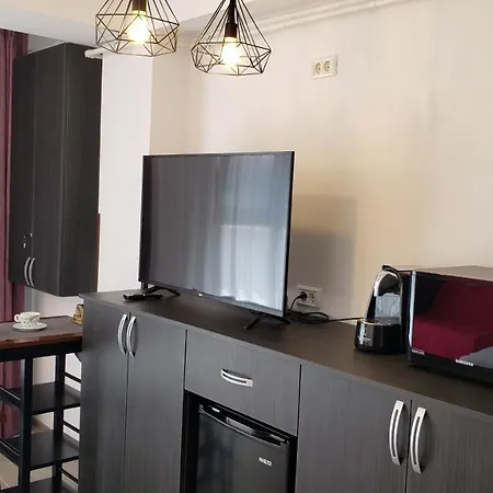 Blue Sky Apartment